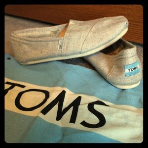 TOMS Classic's